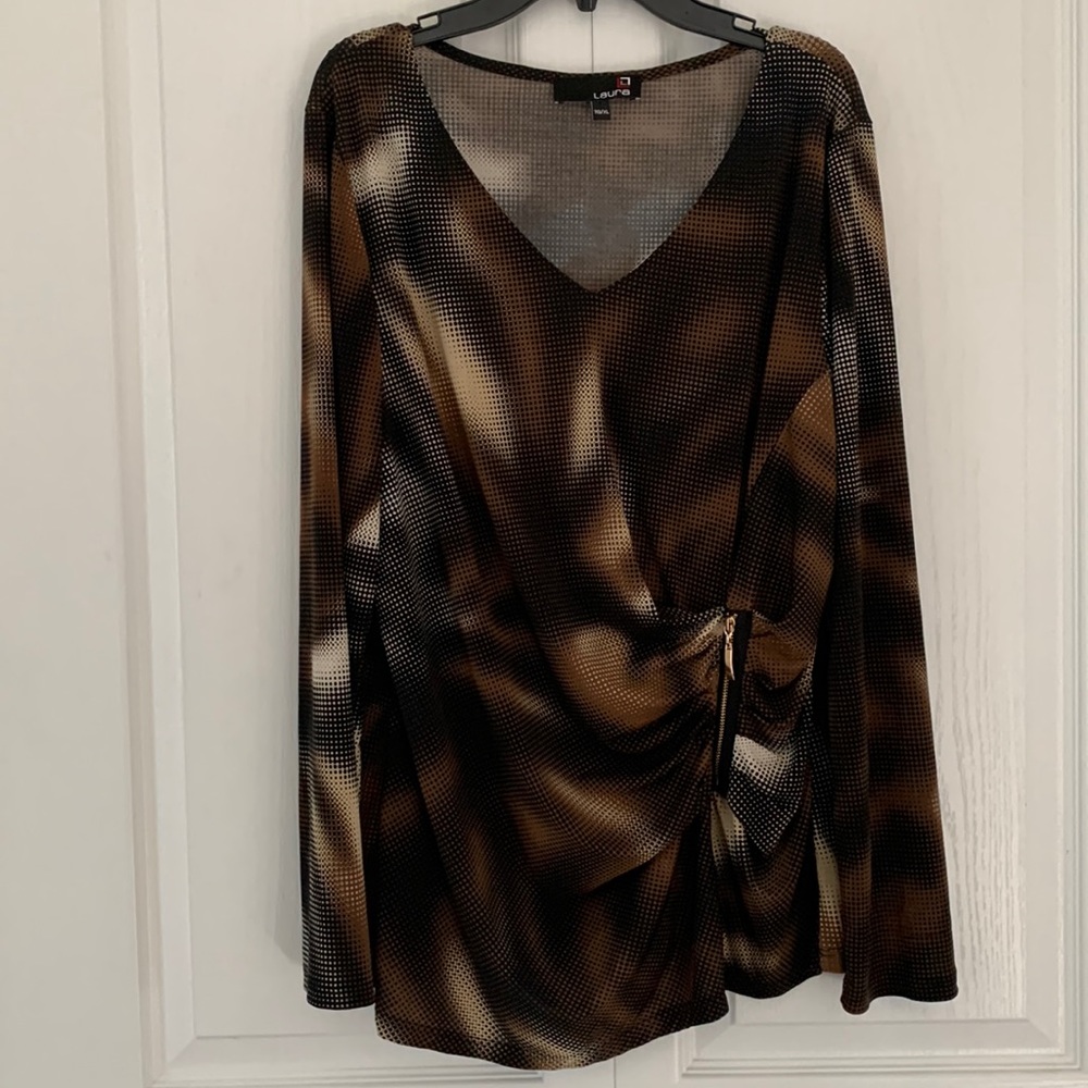 Laura ladies dressy top. Brown, black & cream colours